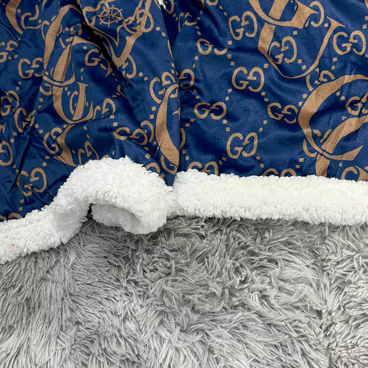 Gucci 寝具 ブランケット