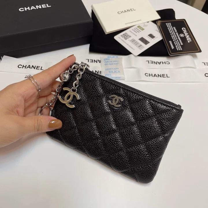 シャネル コインケース ポーチ キーリング付き キャビアスキンスモールCHANELココマーク ミニ財布 小銭入れ 高級感 ブラック おしゃれ プレゼント