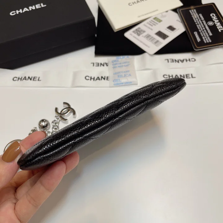 シャネル コインケース ポーチ キーリング付き キャビアスキンスモールCHANELココマーク ミニ財布 小銭入れ 高級感 ブラック おしゃれ プレゼント