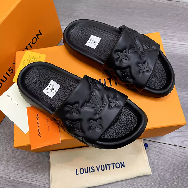 カップルに人気 ルイヴィトン べナッシ モノグラム サンダル ブラック ホワイト お洒落 LV スリッパ 高品質 ゴム