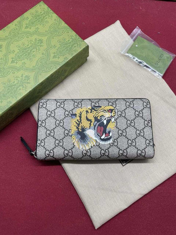 GUCCI グッチ ラウンドファスナー 長財布 GGスプリーム タイガー 虎 PVCレザー ブラック カーキベージュ 小銭入れ メンズ レディース ブランド長財布コピー 激安 日本通販店