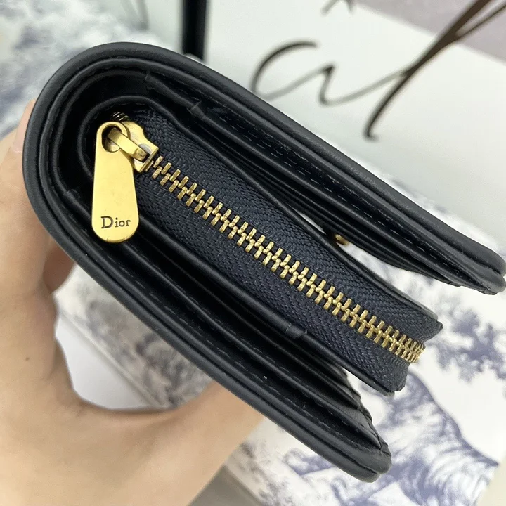 ディオールバッグ ディオール ファスナー 折りたたみ財布 CDシグネチャー 大容量 Dior ユニセックスウォレットカードケース