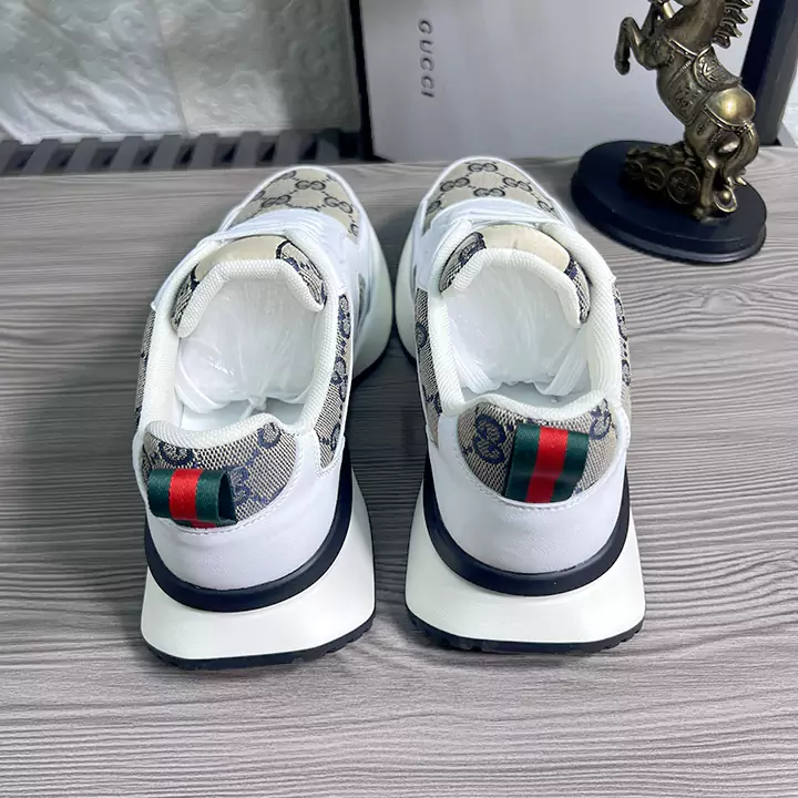 芸能人 GUCCI エーススニーカー GGスプリーム グッチ 高品質 カジュアル シューズ 靴 大人 オシャレ