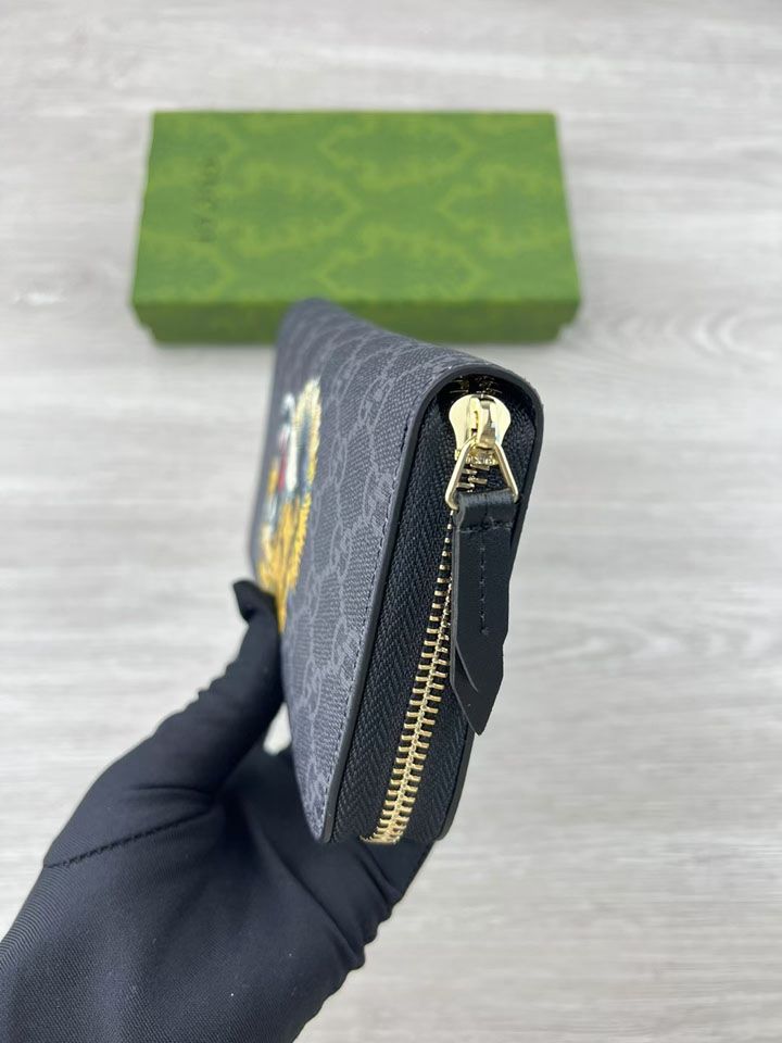 GUCCI グッチ ラウンドファスナー 長財布 GGスプリーム タイガー 虎 PVCレザー ブラック カーキベージュ 小銭入れ メンズ レディース ブランド長財布コピー 激安 日本通販店