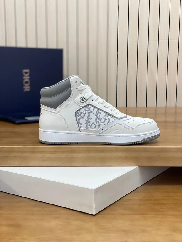 1747710627503246.webp A001-1.webp