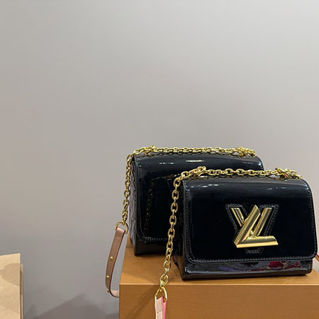LV風 チェーンバッグ