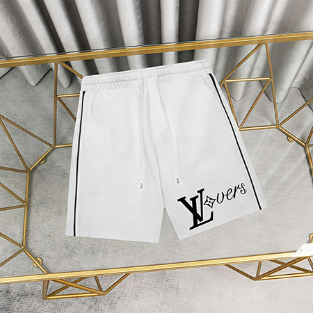 LVショーツ ルイ・ヴィトン夏パンツ ブランドショーツレプリカ LVロゴプリント 高密度綿ショーツ ユニセックスファッション 公式サイト同等ディテール タグ付き完璧再現 ゆったりビッグサイズ お得なLVレプリカ クラシックロゴデザイン 通気性快適 夏の必須アイテム