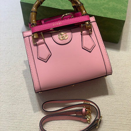 GUCCIバッグ