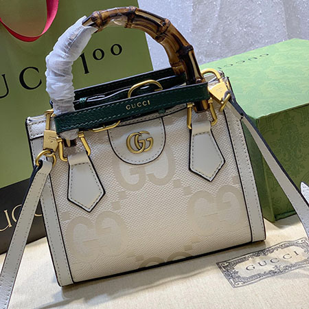 GUCCIバッグ