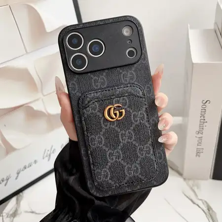 ルイヴィトン  iphone17 ケース 背面 収納