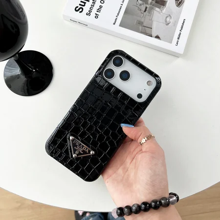 プラダ iPhone17 ケース