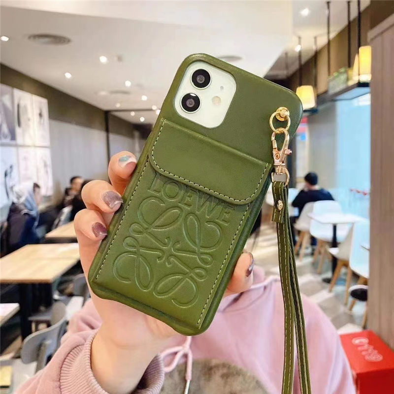 loewe iphone16/16pro/15/15pro max ケース カード収納 おすすめ ロエベ iphone14pro/13pro maxケース 首掛け iphoneカバー 革 ブランド レディース アイフォン 携帯ケース 韓国風