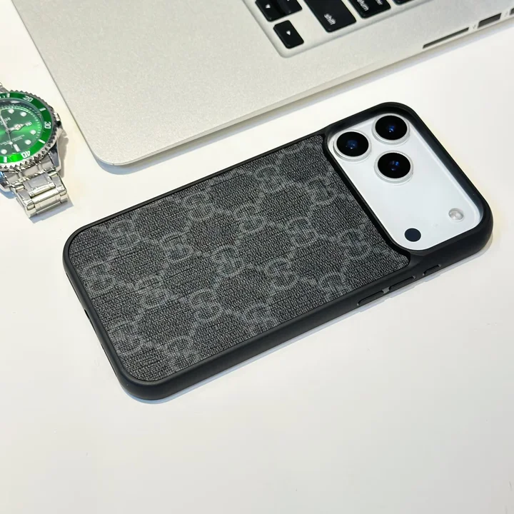 グッチ iPhone17proケース 定番柄