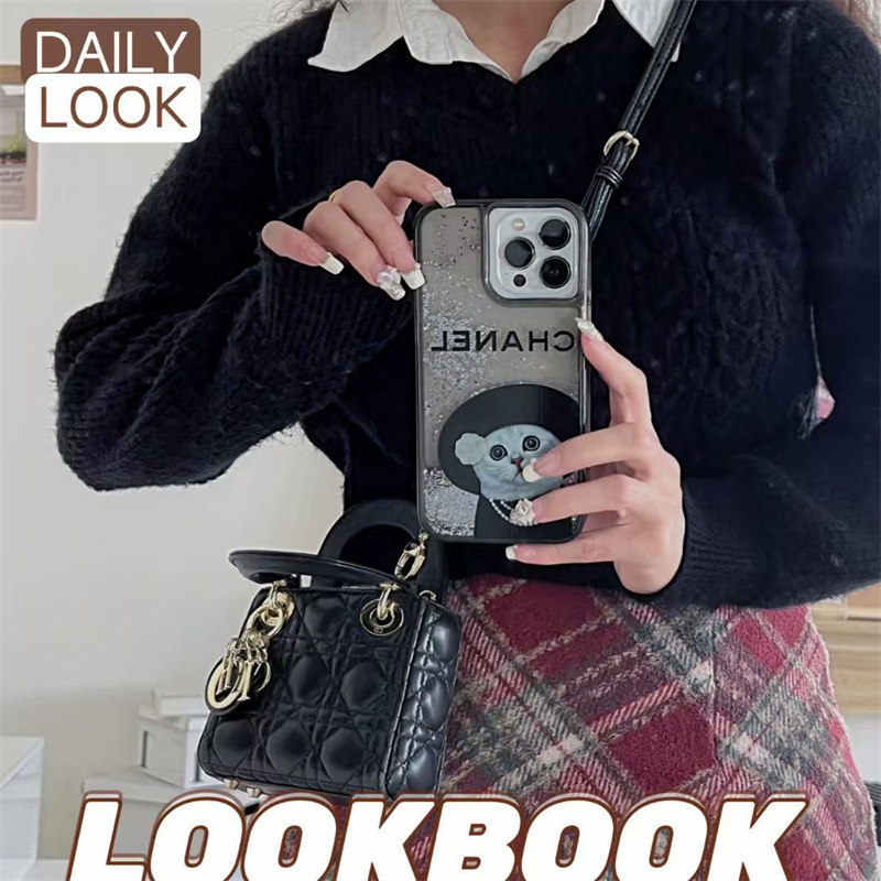 chanel スマホケース コピー シャネル iphoneケース 17pro iphone16/16pro ケース ラメ グリッター iphone15/14ケース 人気 女子 iphoneケース キラキラ 透明