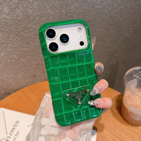 プラダiphone17ケース ワニ柄