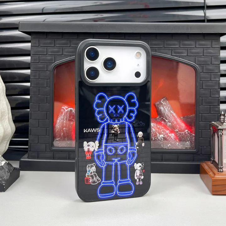 カウズ ベアブリック iphone17ケース