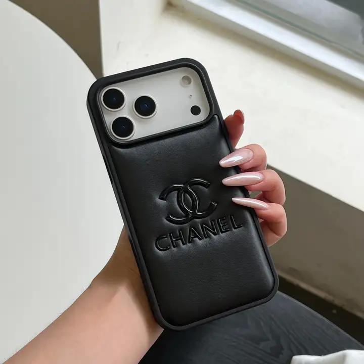 芸能人 シャネルiphone17スマホケース