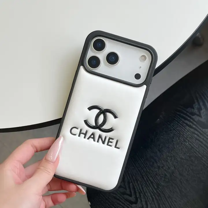 芸能人 シャネルiphone17スマホケース