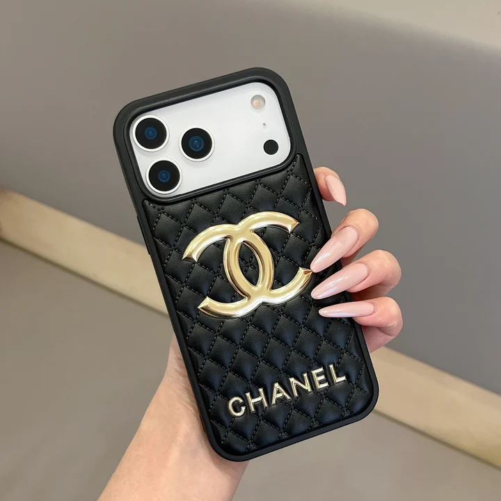 芸能人 シャネルiphone17スマホケース
