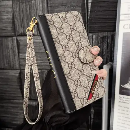 iphone17 手帳型 スマホケース ハイブランド