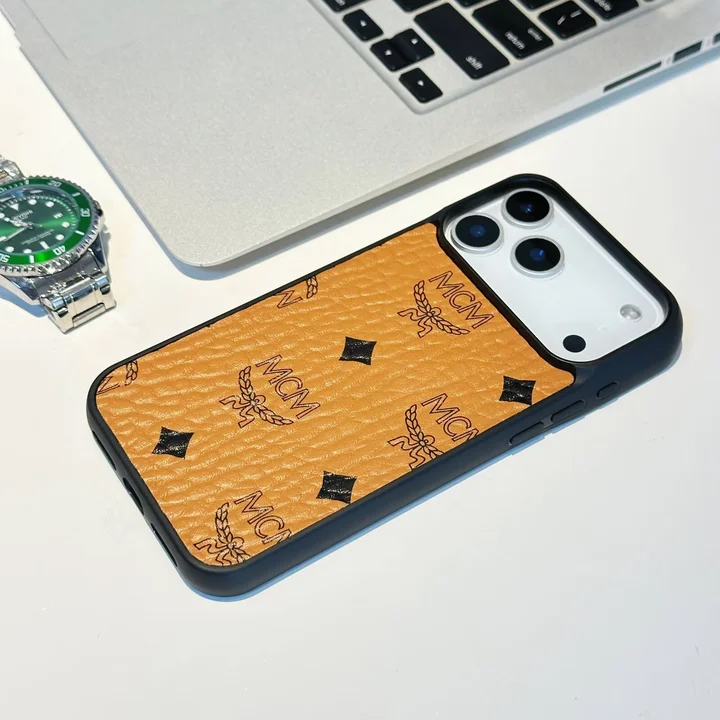 エムシーエムiPhone17promaxケース ロゴグラム レザー