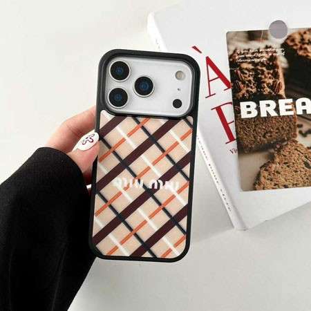 miumiu magsafeスマホケース