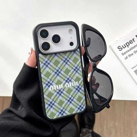 miumiu magsafeスマホケース