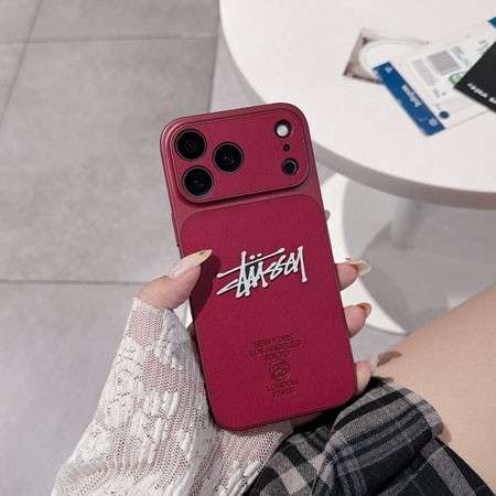 瞬間変身 ステューシー iphone18pro/18promaxケース レザー調 メタルロゴ おしゃれ チェンジケース stussy iphone17pro/17promax携帯ケース 薄型 スリム 耐衝撃 一体型 カメラレンズ保護 男女兼用 iphone16/15ケース ブランド 人気
